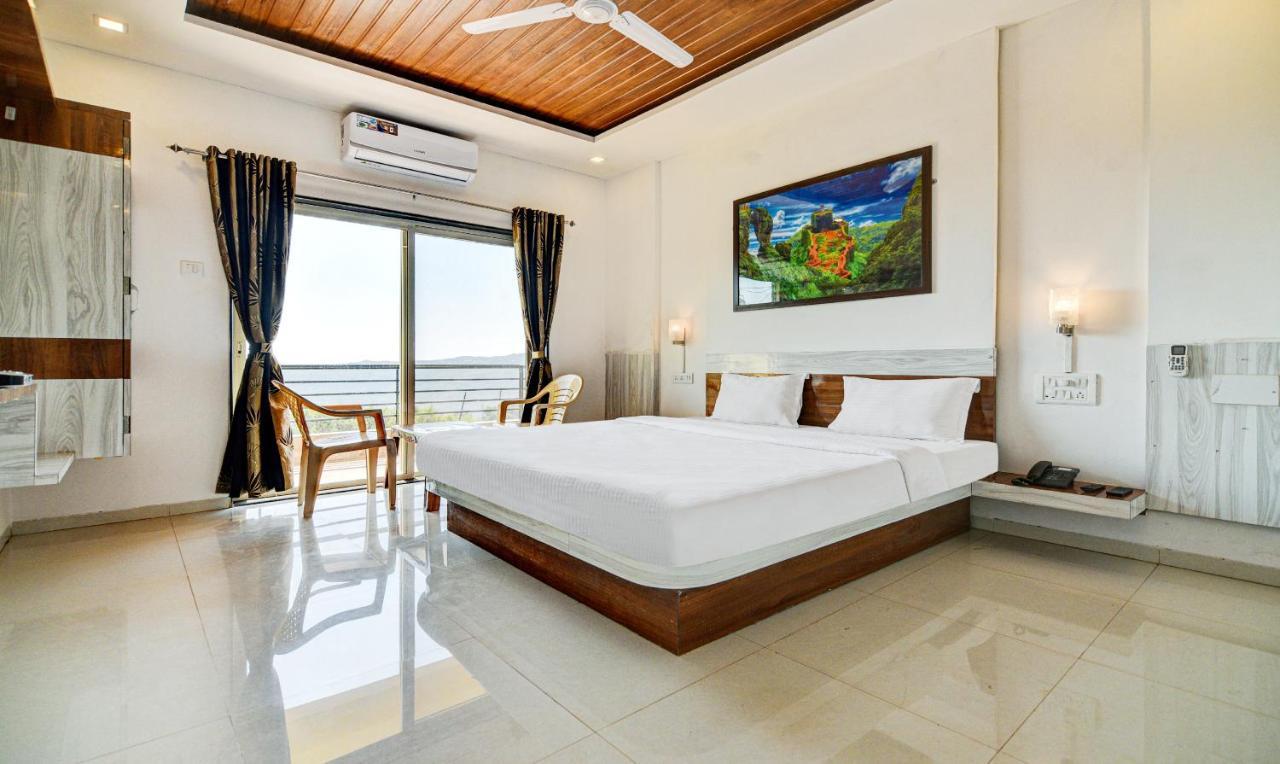 Aditya Hill View Inn Mahābaleshwar Εξωτερικό φωτογραφία