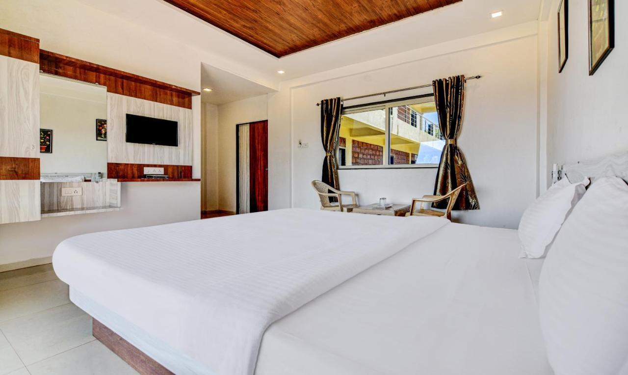 Aditya Hill View Inn Mahābaleshwar Εξωτερικό φωτογραφία