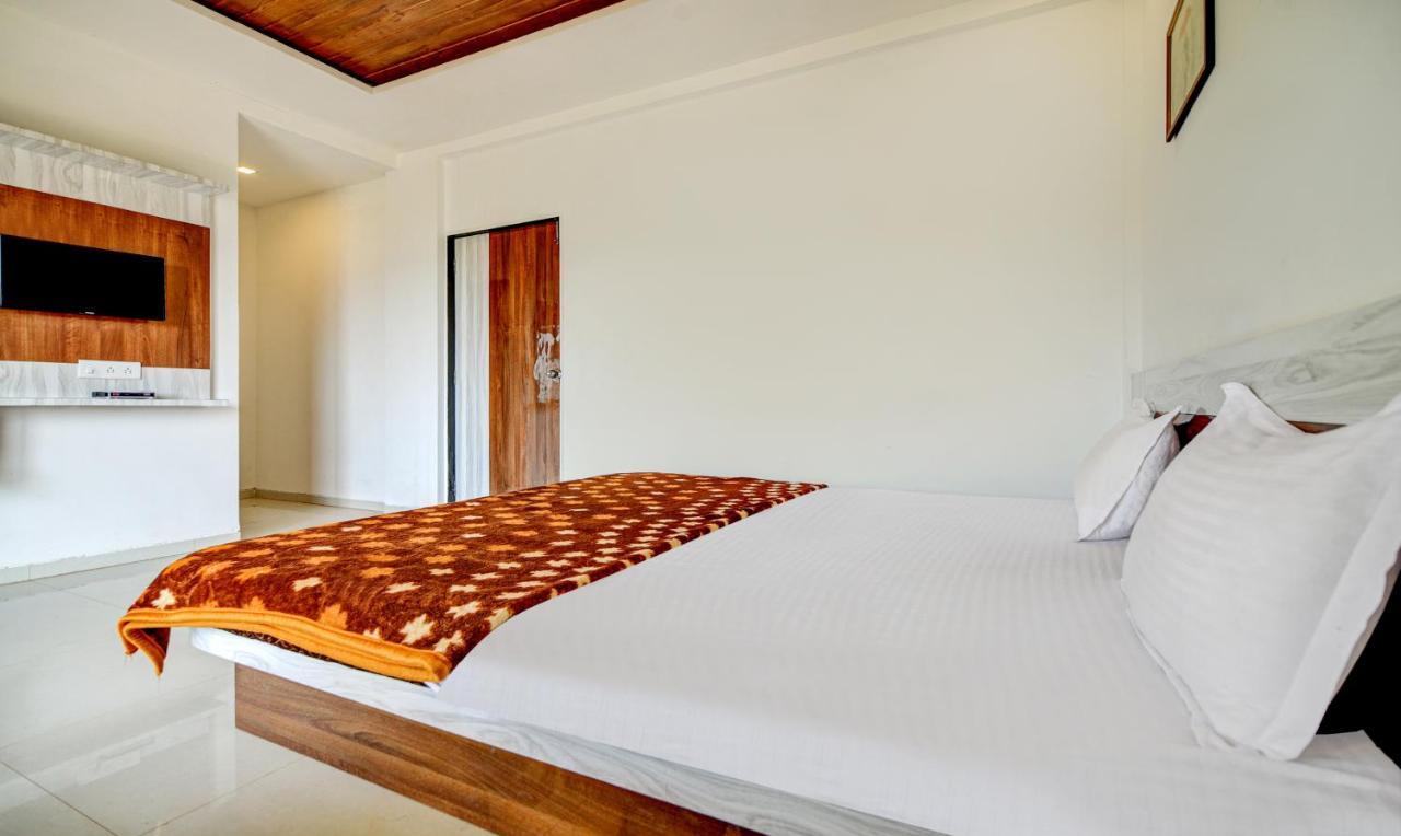 Aditya Hill View Inn Mahābaleshwar Εξωτερικό φωτογραφία